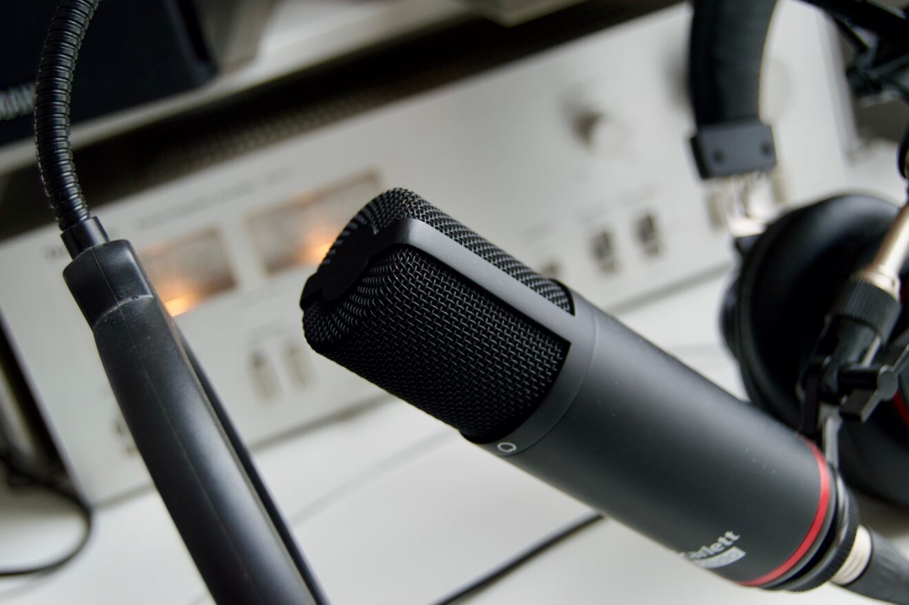 Luistertip: podcastreeks Weerbare Zorg